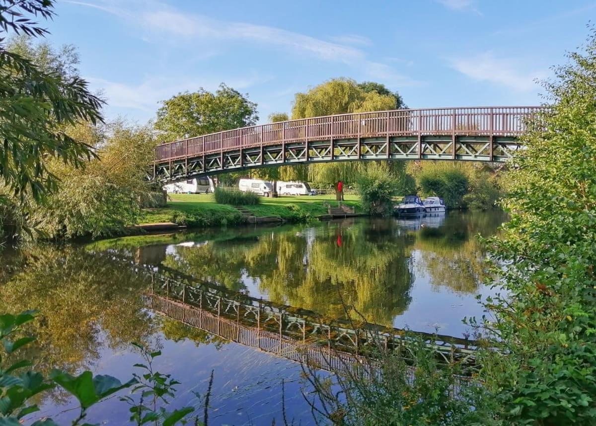 Riverside Park Stratford-upon-Avon Exterior photo